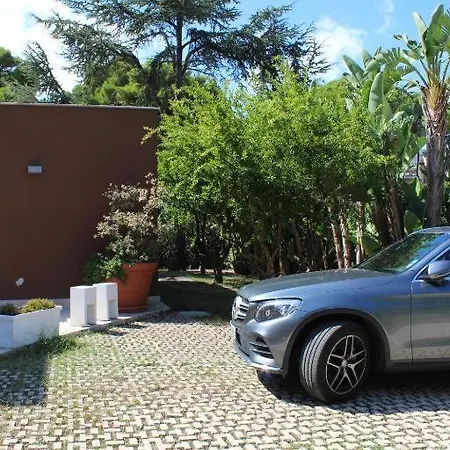 Aparthotel Colonna & Trani