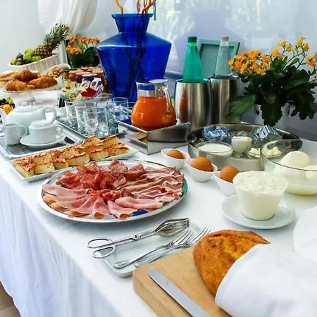 Aparthotel Colonna & 3*